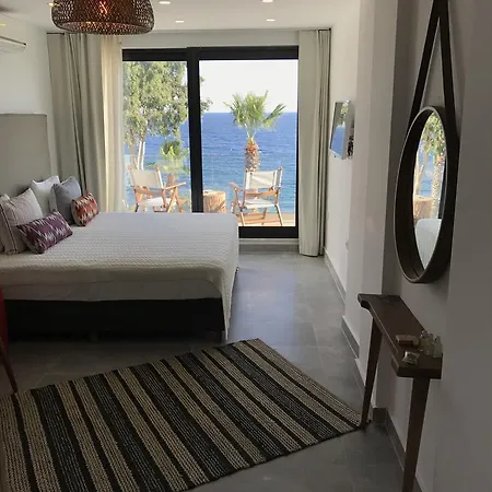La Brezza Beach & Ξενοδοχείο Yalıkavak