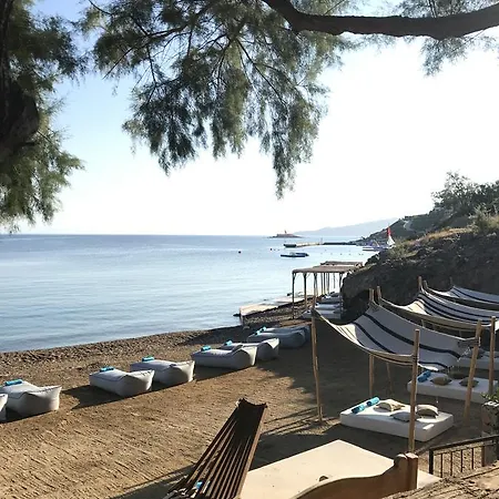La Brezza Beach & Ξενοδοχείο